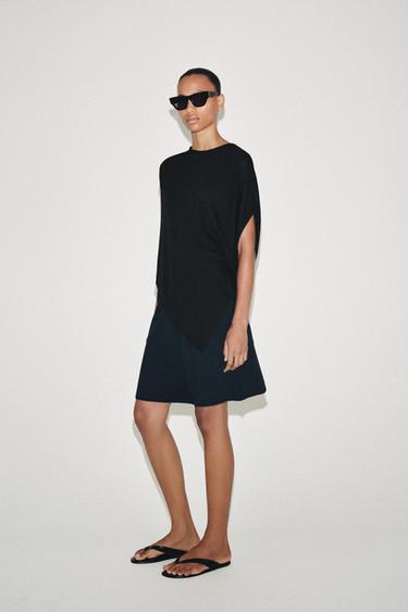 ASYMMETRIC KNIT TOP - Black by Zara
