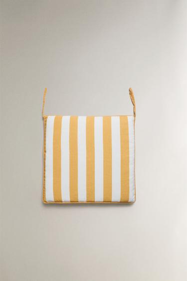 STRIPED ARMCHAIR SEAT CUSHION - striped by Zara
