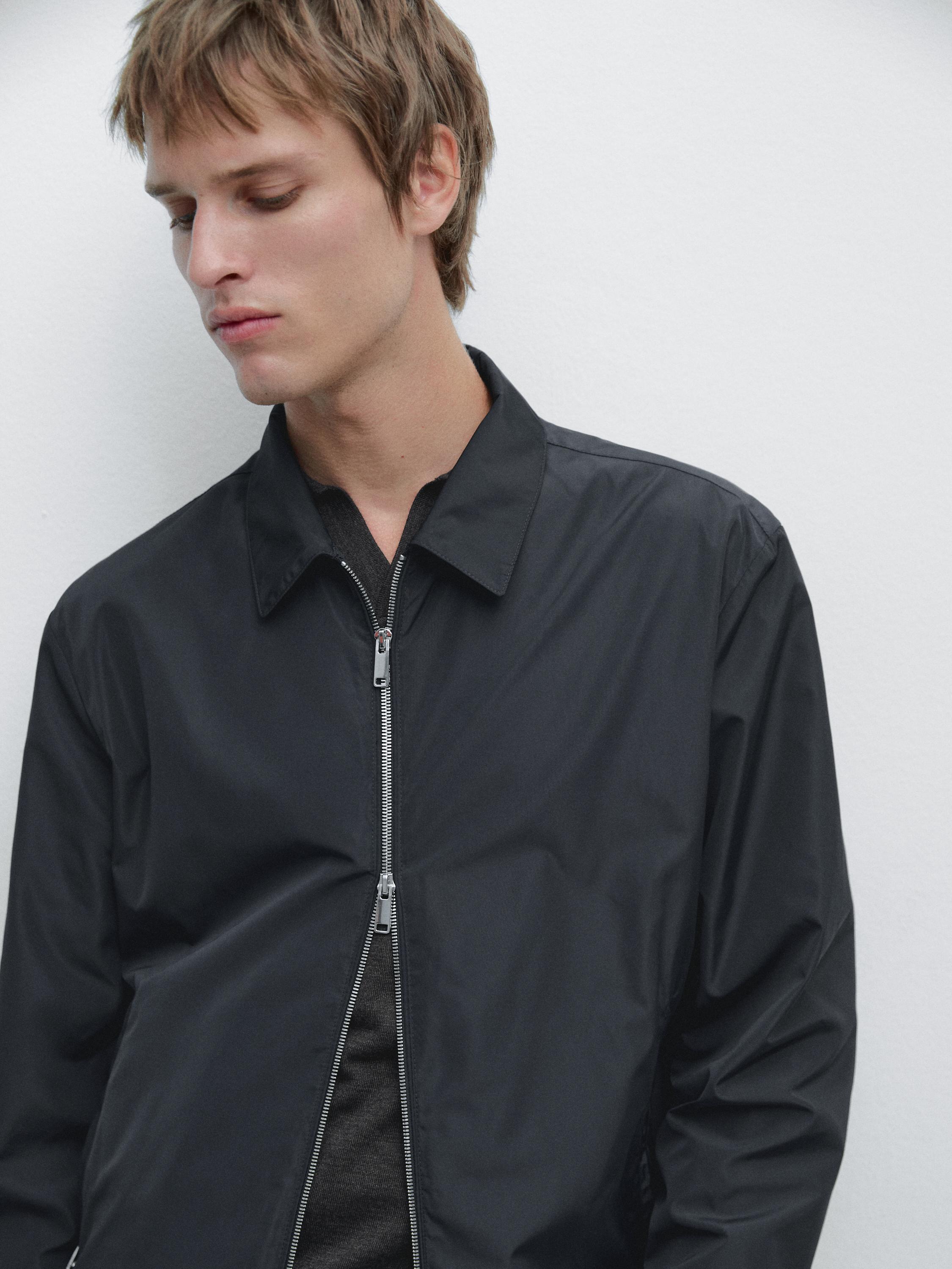 Veste courte en tissu technique