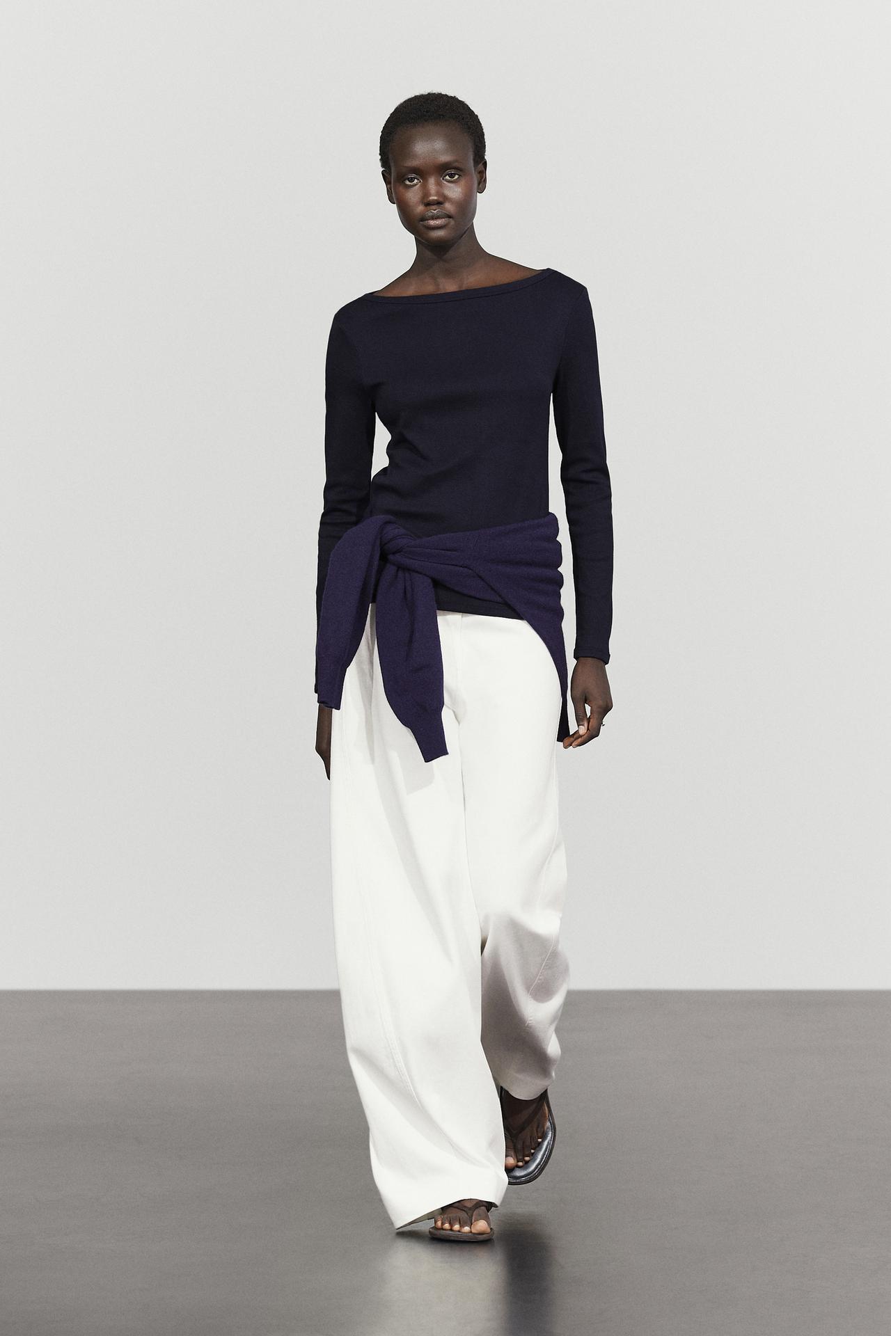 Long Sleeve Boat Neck T-shirt — Navy blue