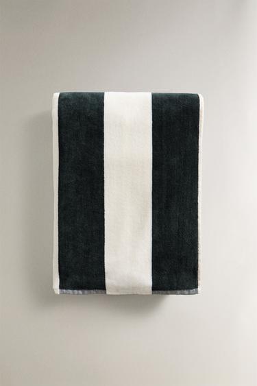VELOUR BEACH TOWEL WITH WIDE STRIPES - Ecru / Green by Zara