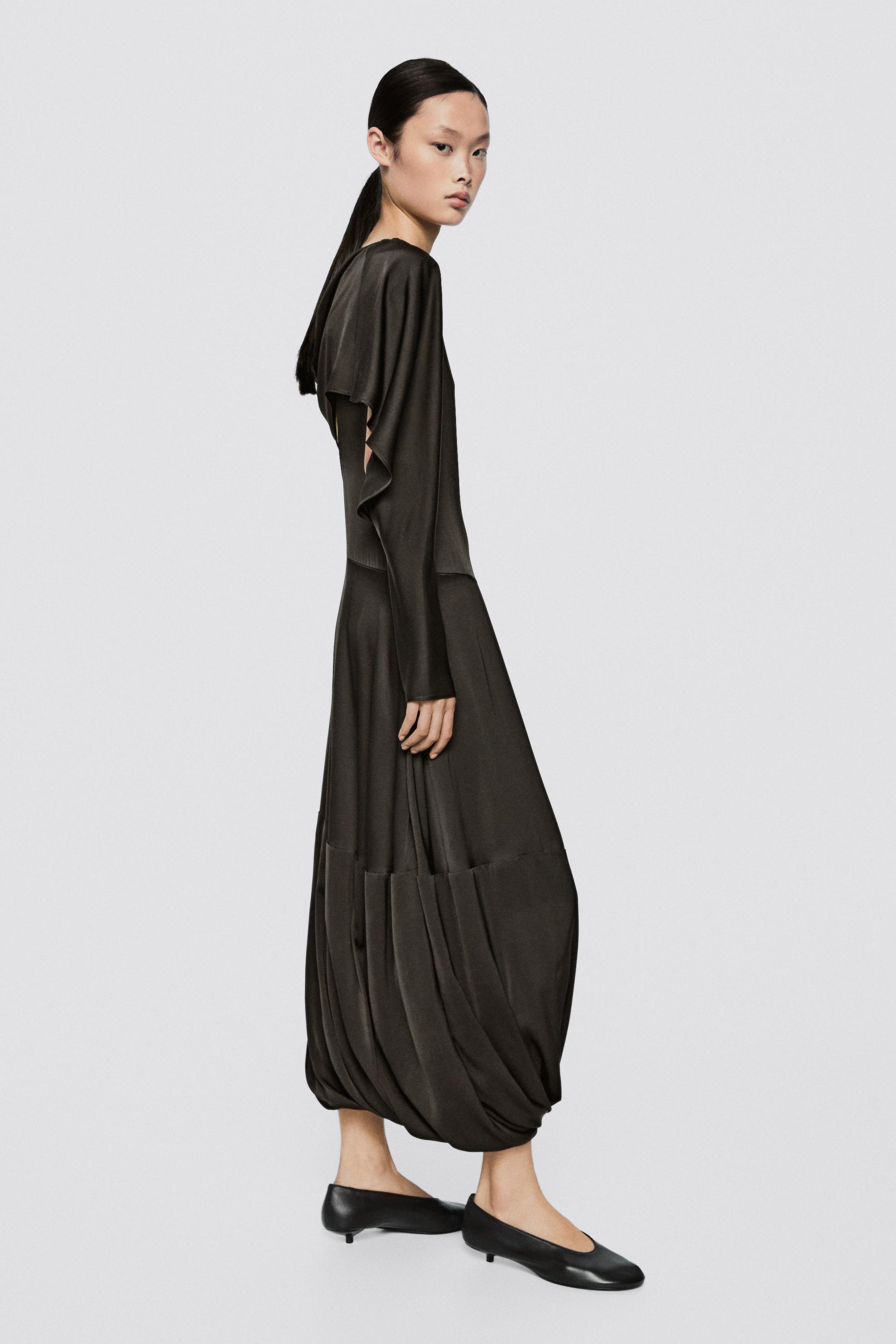 Asymmetric sleeve midi dress - LIMITED EDITION