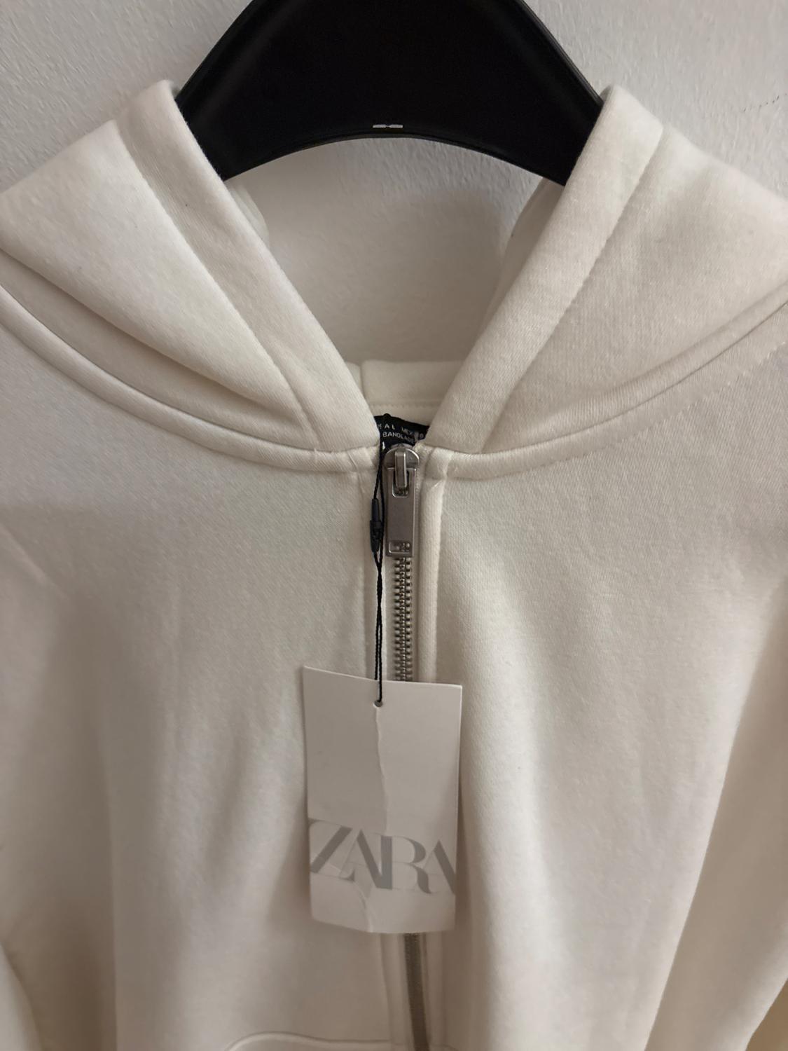 OVERSIZED ZIPPED SWEATSHIRT - Image 3
