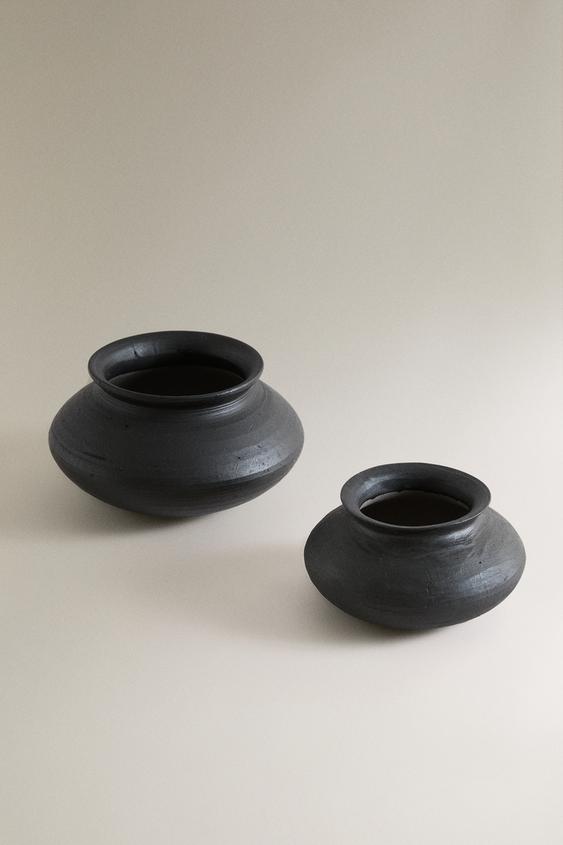 VASE DÉCORATIF OVALE POUR KENZAN - Noir de Zara - Image 0