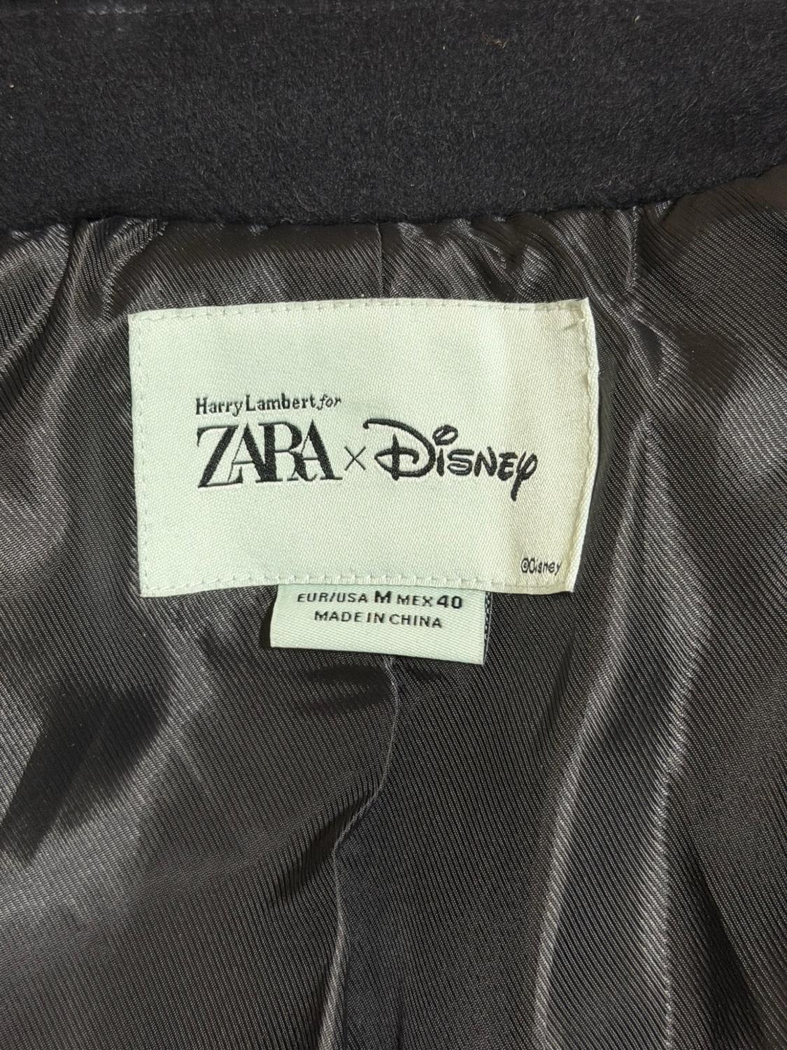 ΚΟΝΤΟ ΜΠΟΥΦΑΝ ΜΕ ΧΡΩΜΑΤΙΚΟ ΣΥΝΔΥΑΣΜΟ HARRY LAMBERT FOR ZARA X DISNEY - Image 5