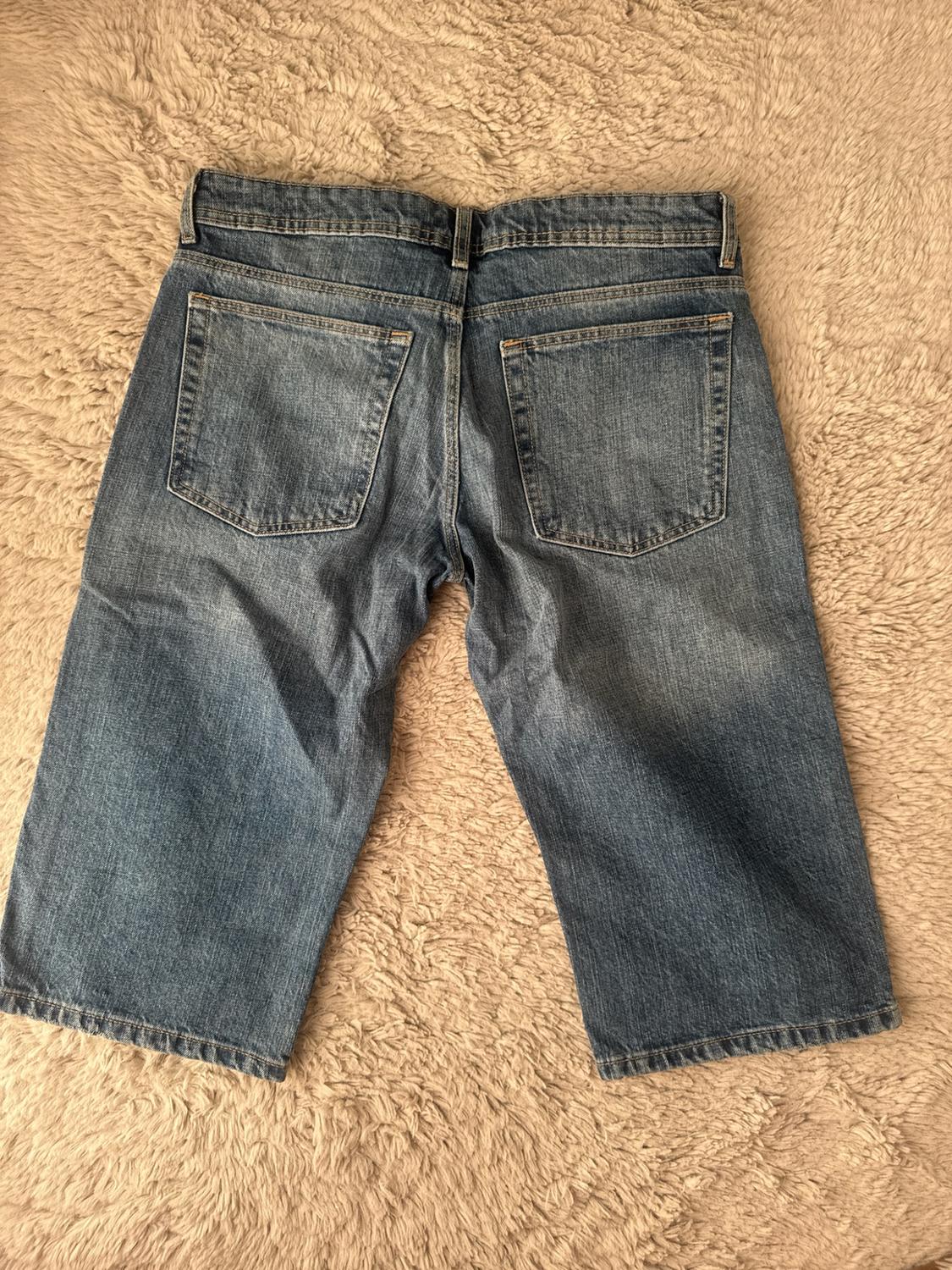 TRF LOW-RISE DENIM BERMUDA SHORTS - Image 3