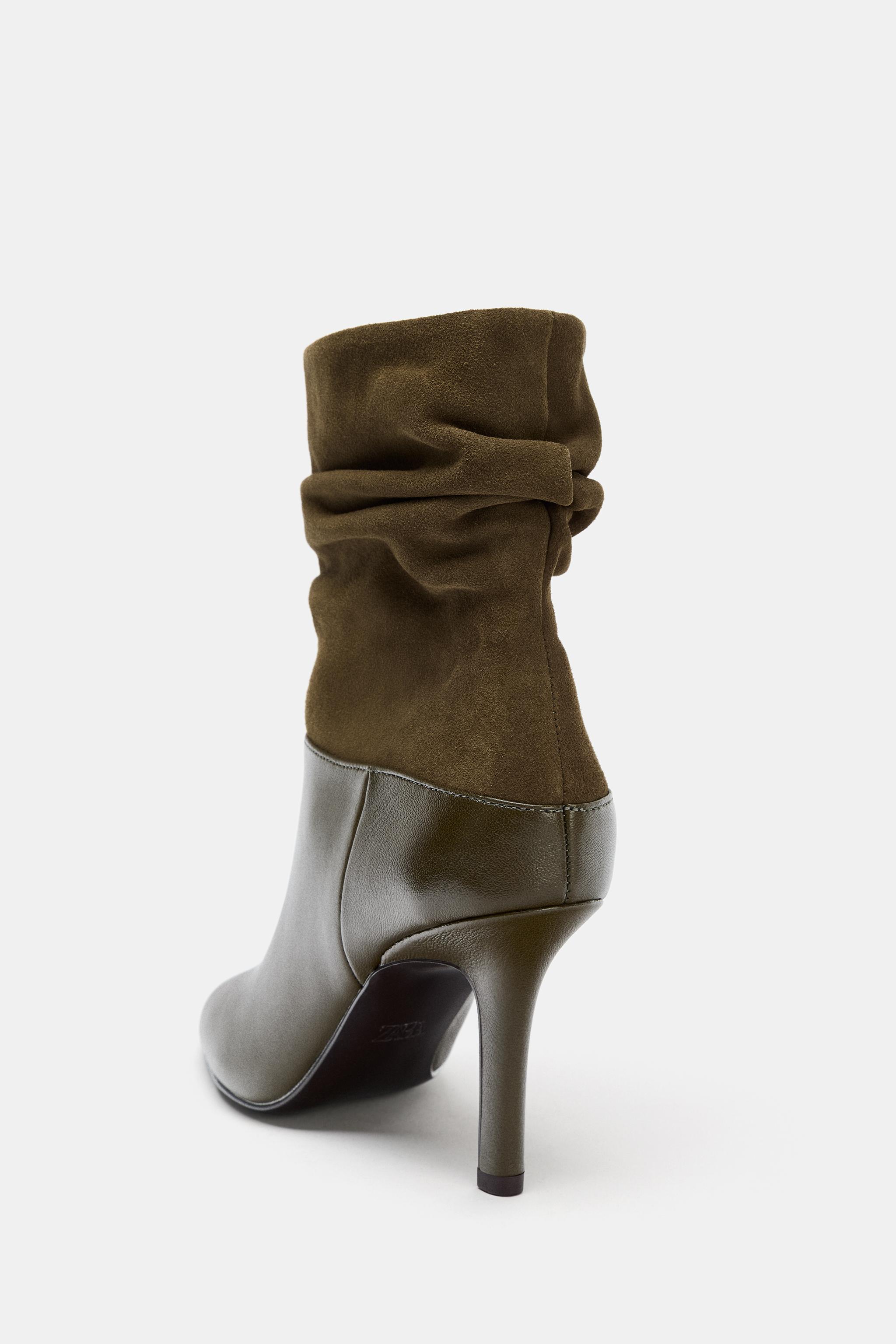 CRINKLED EFFECT LEATHER ANKLE BOOTS