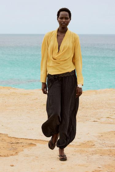 Zara Product image - Mustard - Image 0