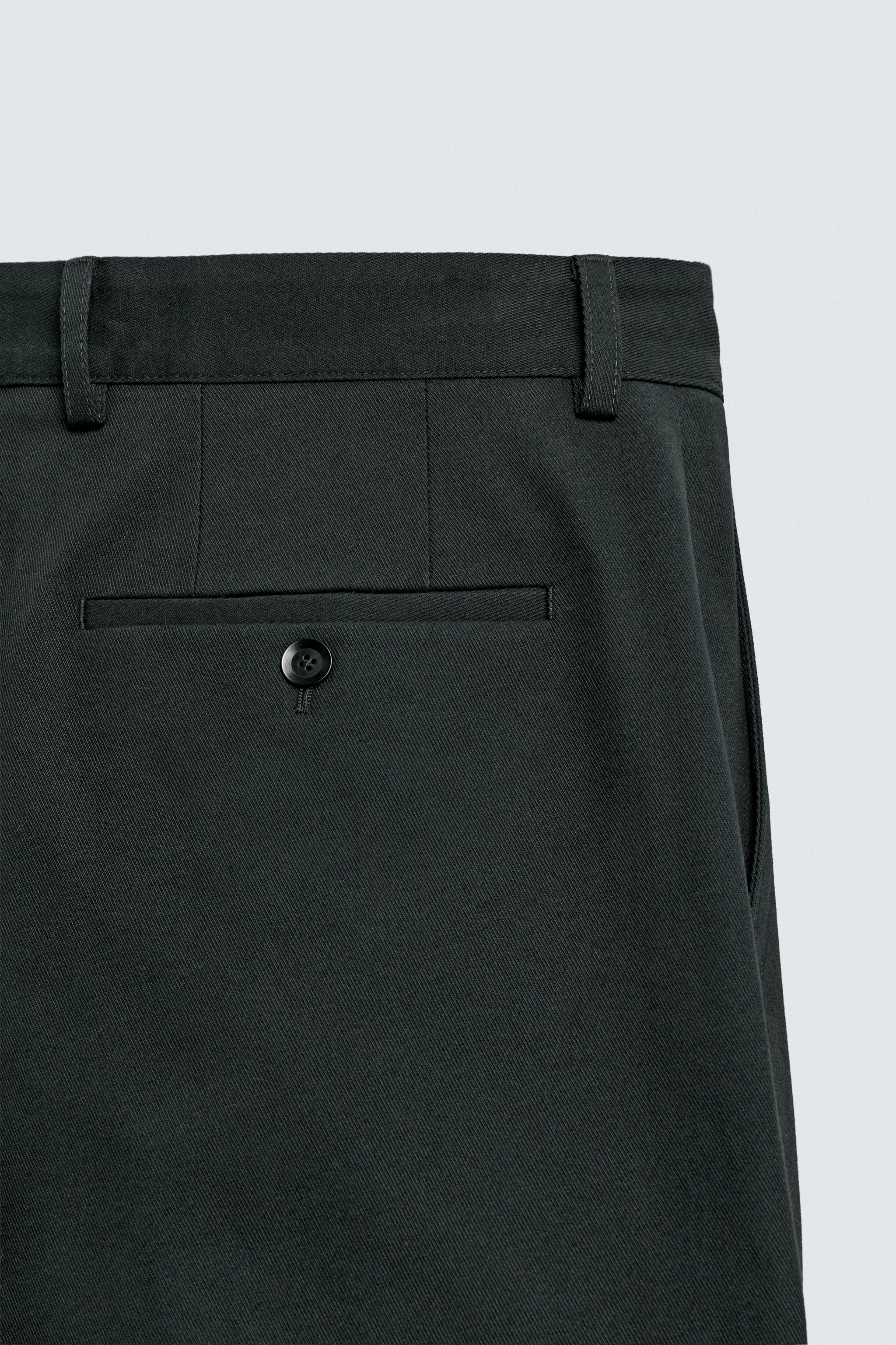 PANTALON STRUCTURÉ À PLIS