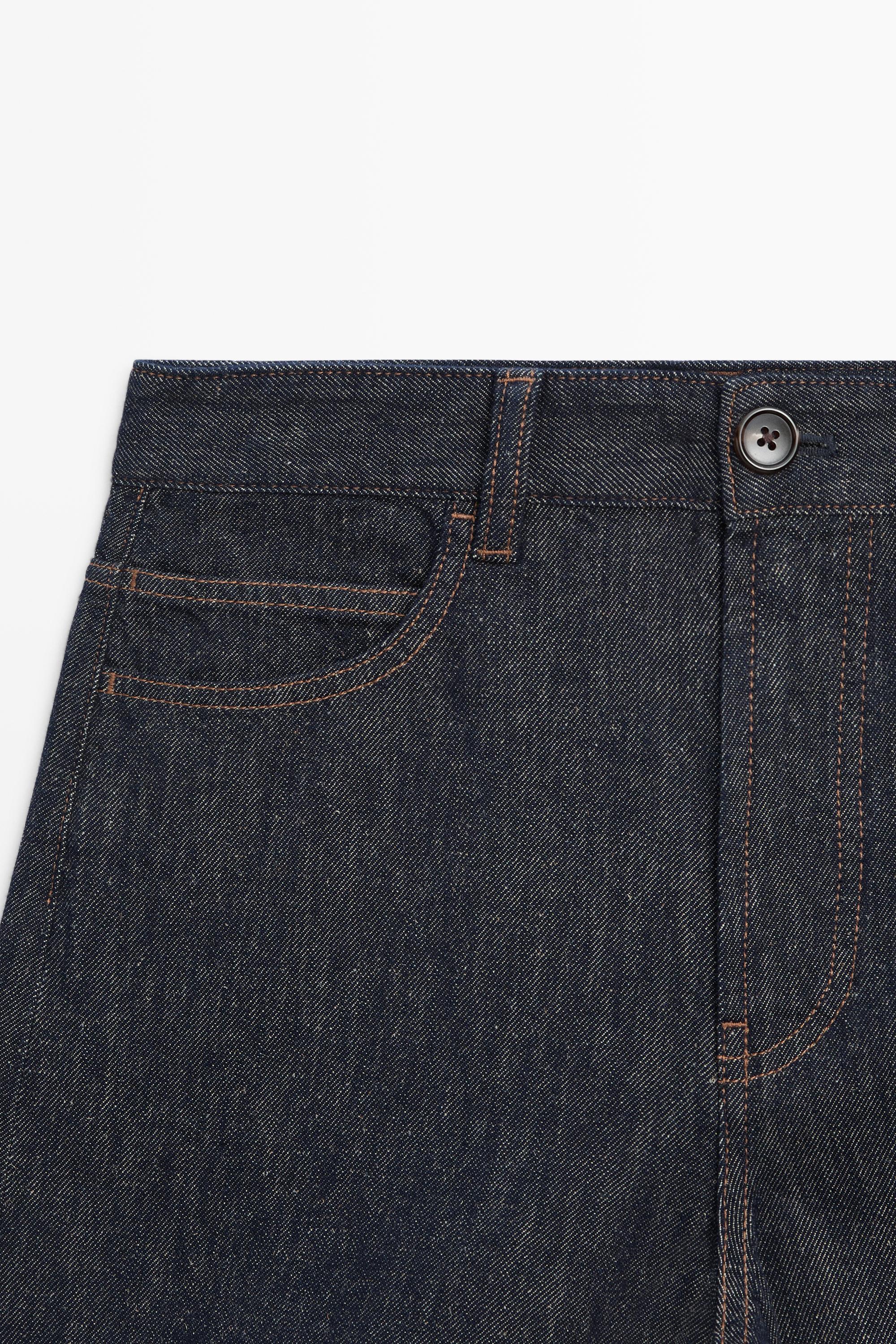 Total look mid-rise denim Bermuda shorts
