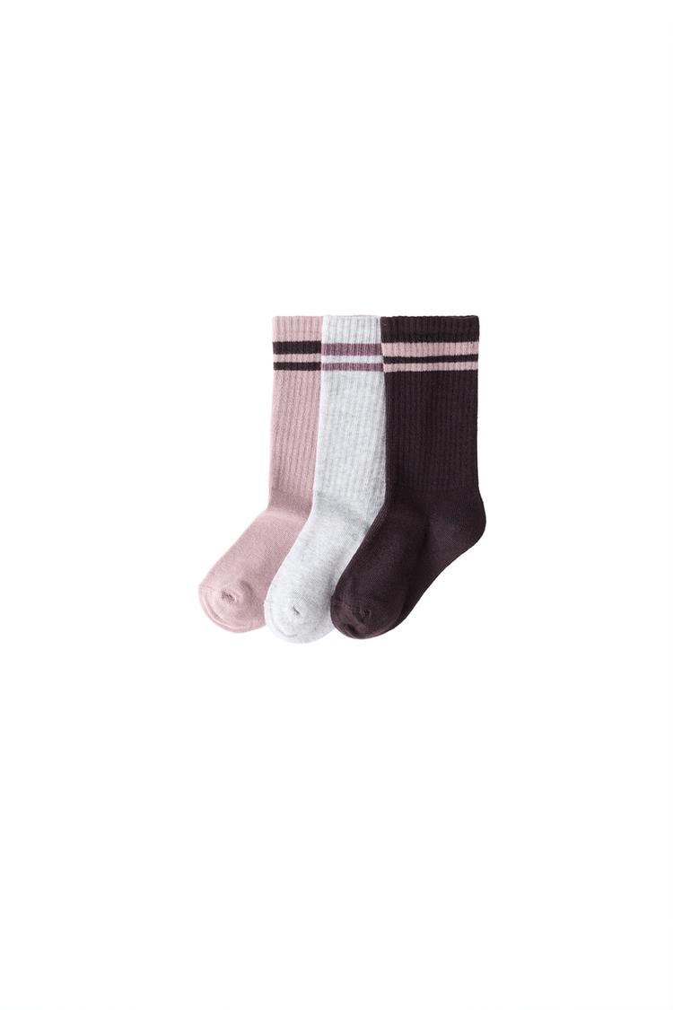 THREE-PACK OF SPORTY STRIPED CREW SOCKS — Dark pink