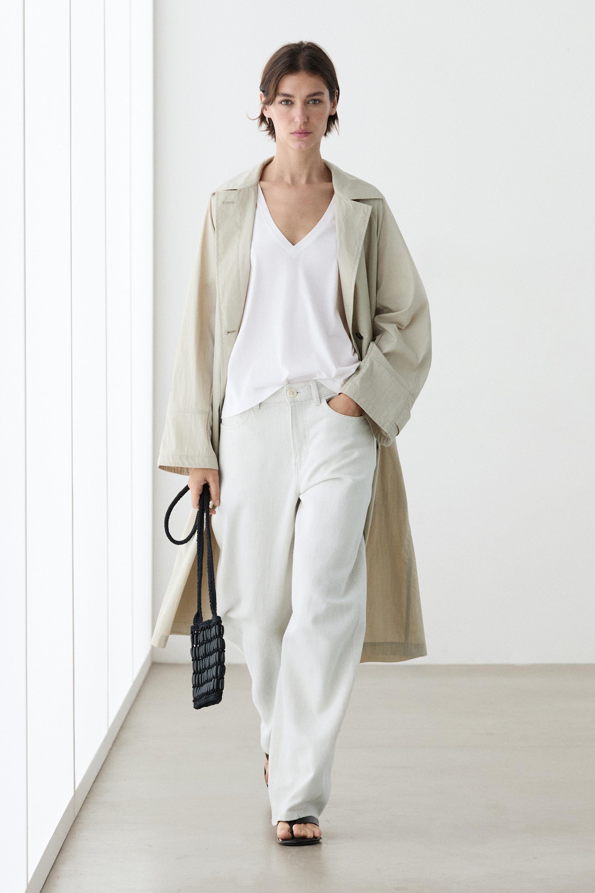Flowing cropped fit V-neck T-shirt — White