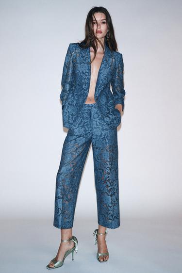 PANTALÓN CROPPED ENCAJE - Azul de Zara