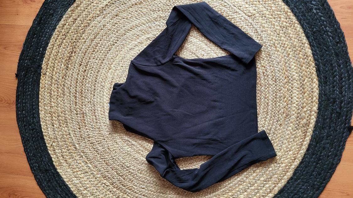 ASYMMETRIC TOP - Image 2