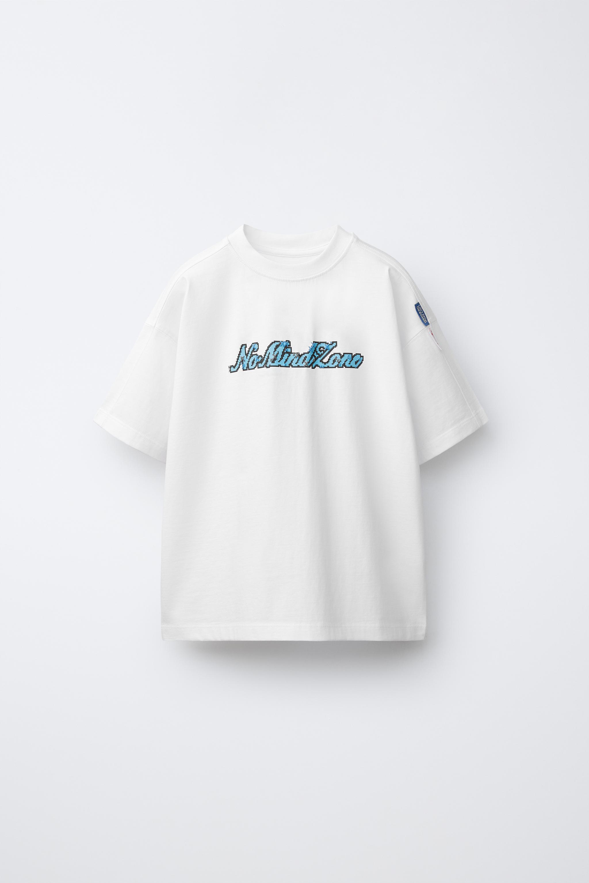 T-SHIRT IMPRIMÉ SKATE PIXEL