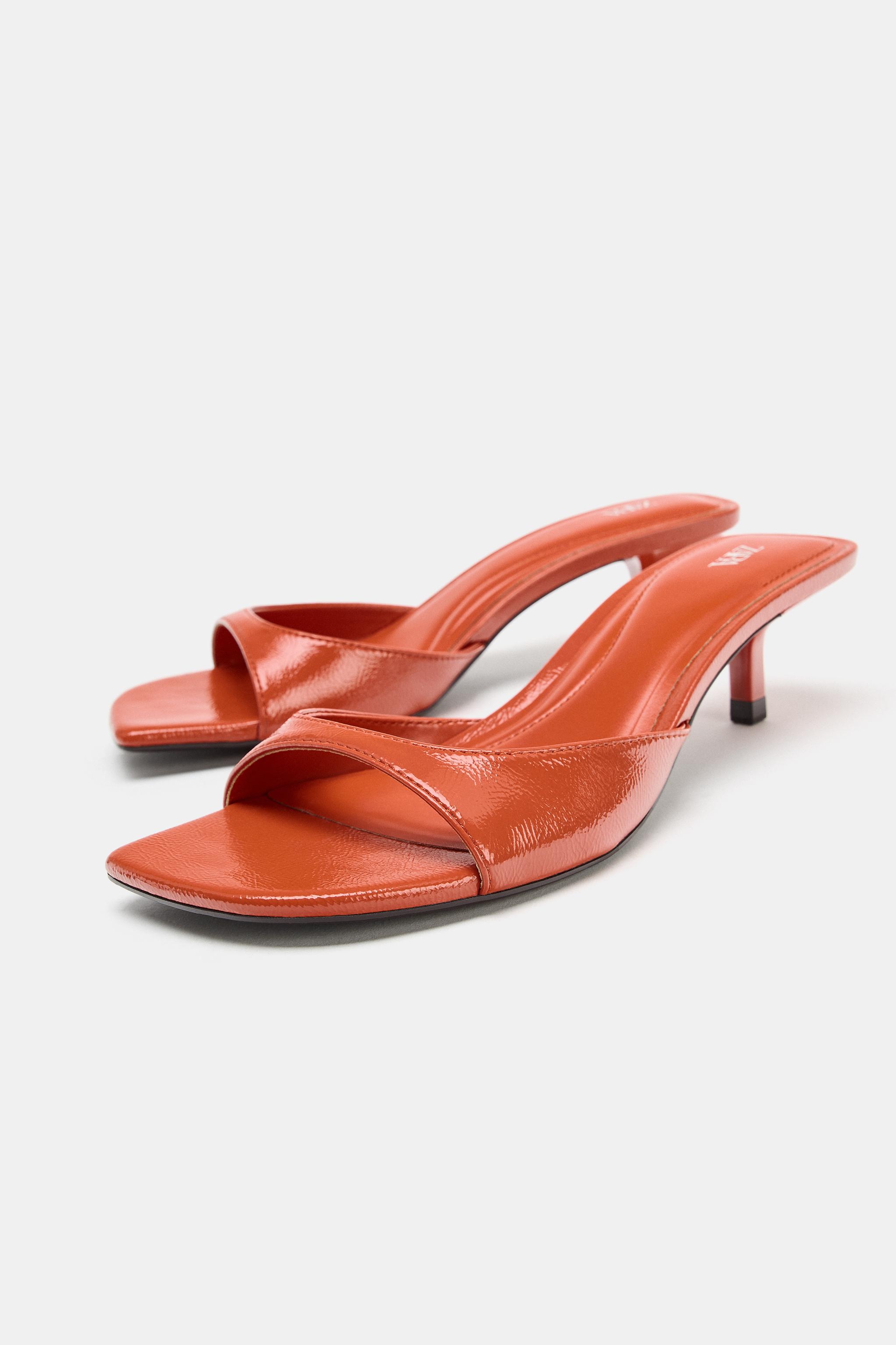 CRACKLED KITTEN HEEL MULE SANDALS