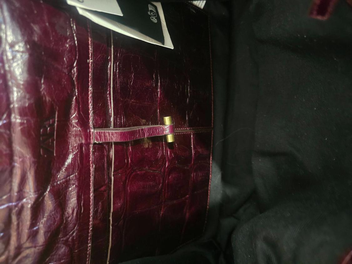 MAXI CITY BAG WITH EMBOSSED LEATHER EFFECT - Image 6
