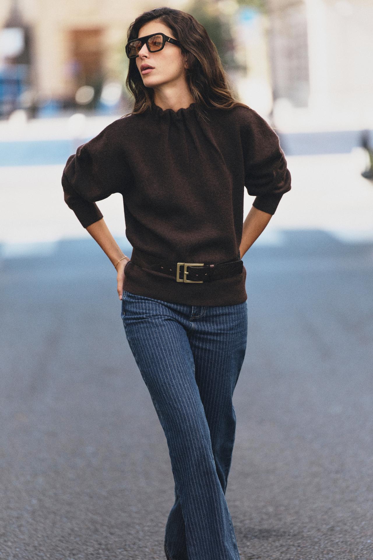GATHERED NECK KNIT JUMPER