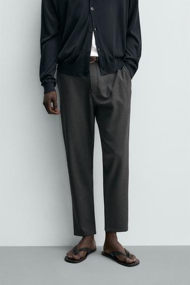 بنطلون تشينو بتصميم مريح - مارينجو فيجوريه الخاص بـ Zara