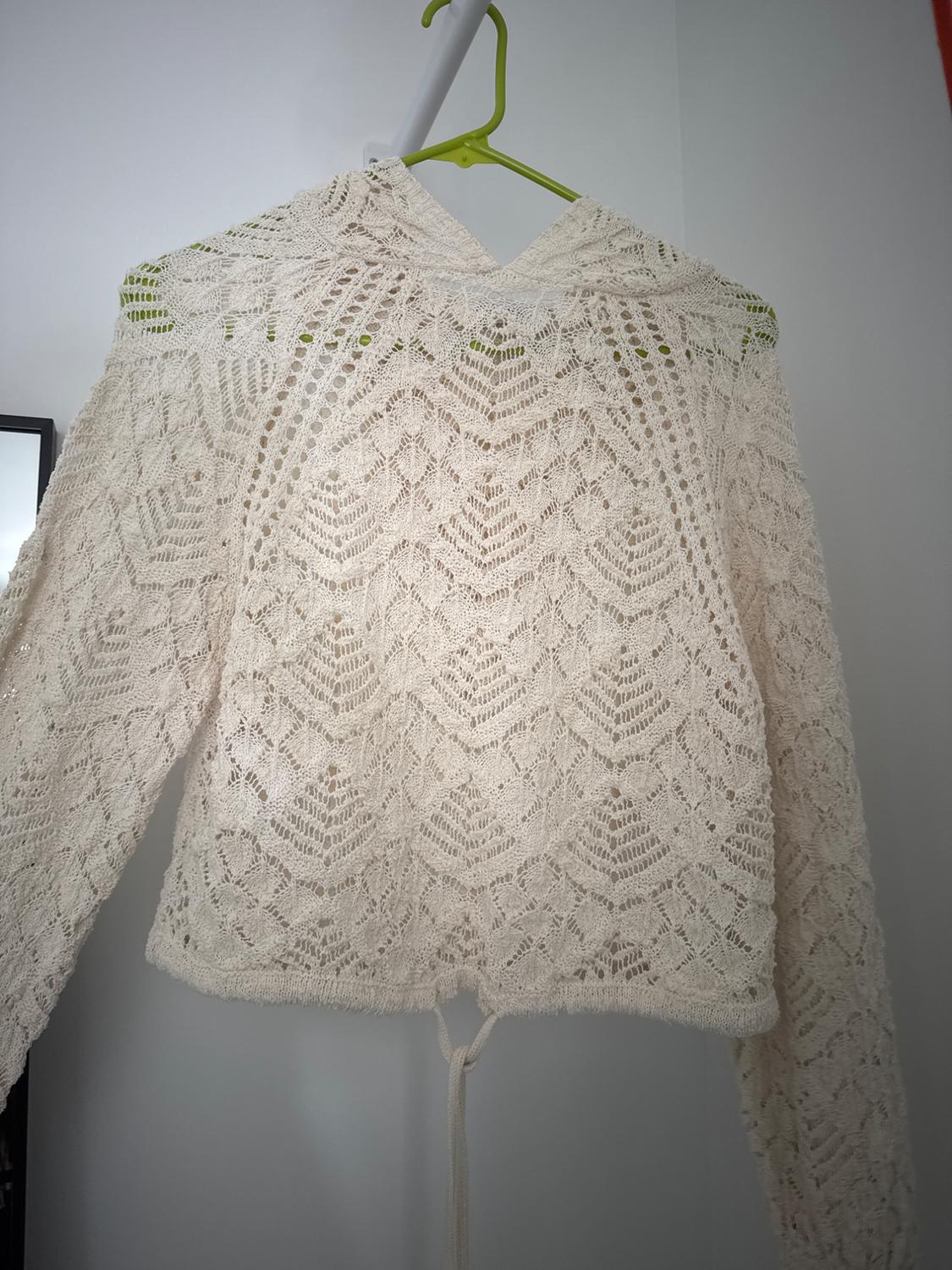 SUDADERA PUNTO POINTELLE CAPUCHA