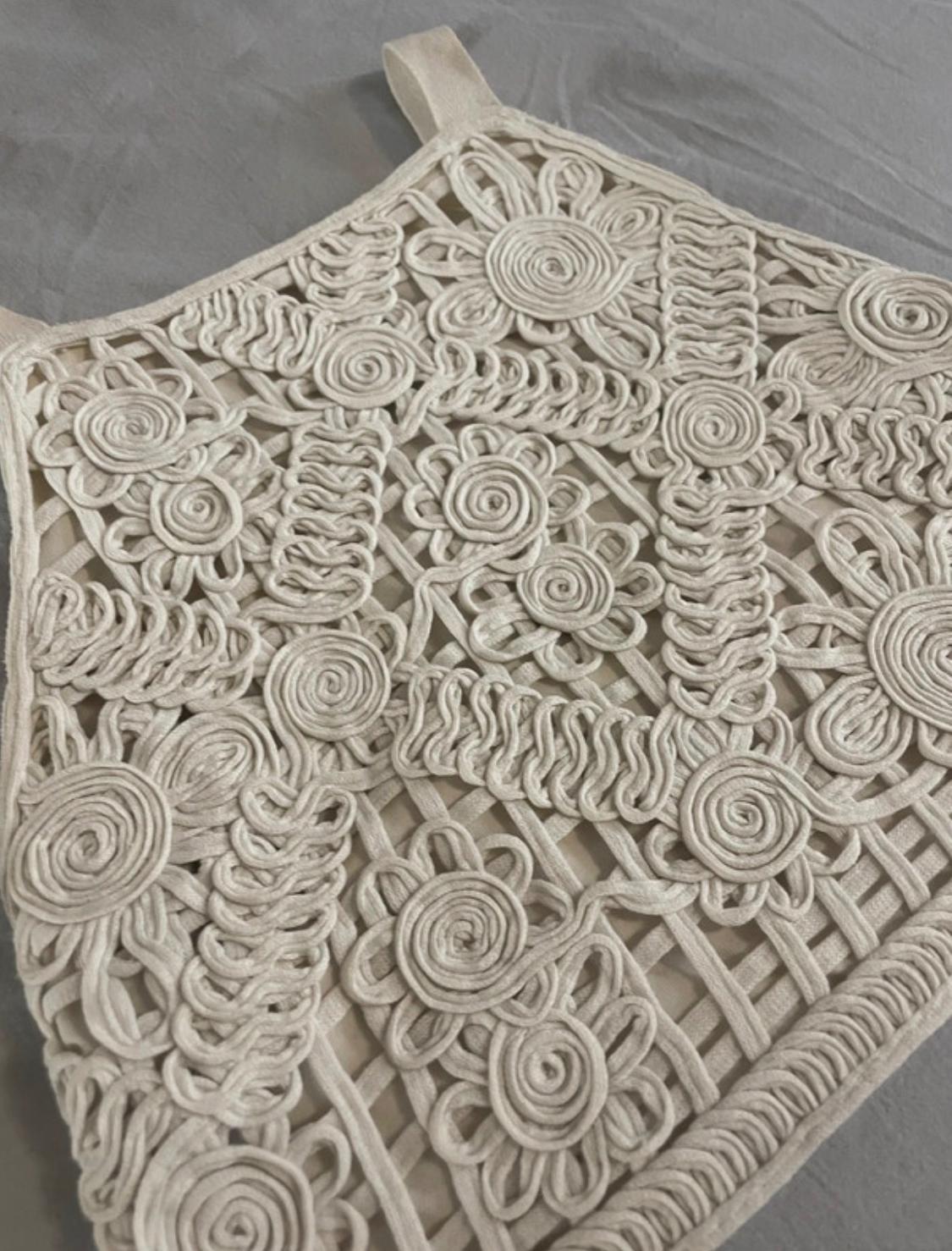 TOP DE TIRANTES BLANCO ESTILO CROCHET - Image 2