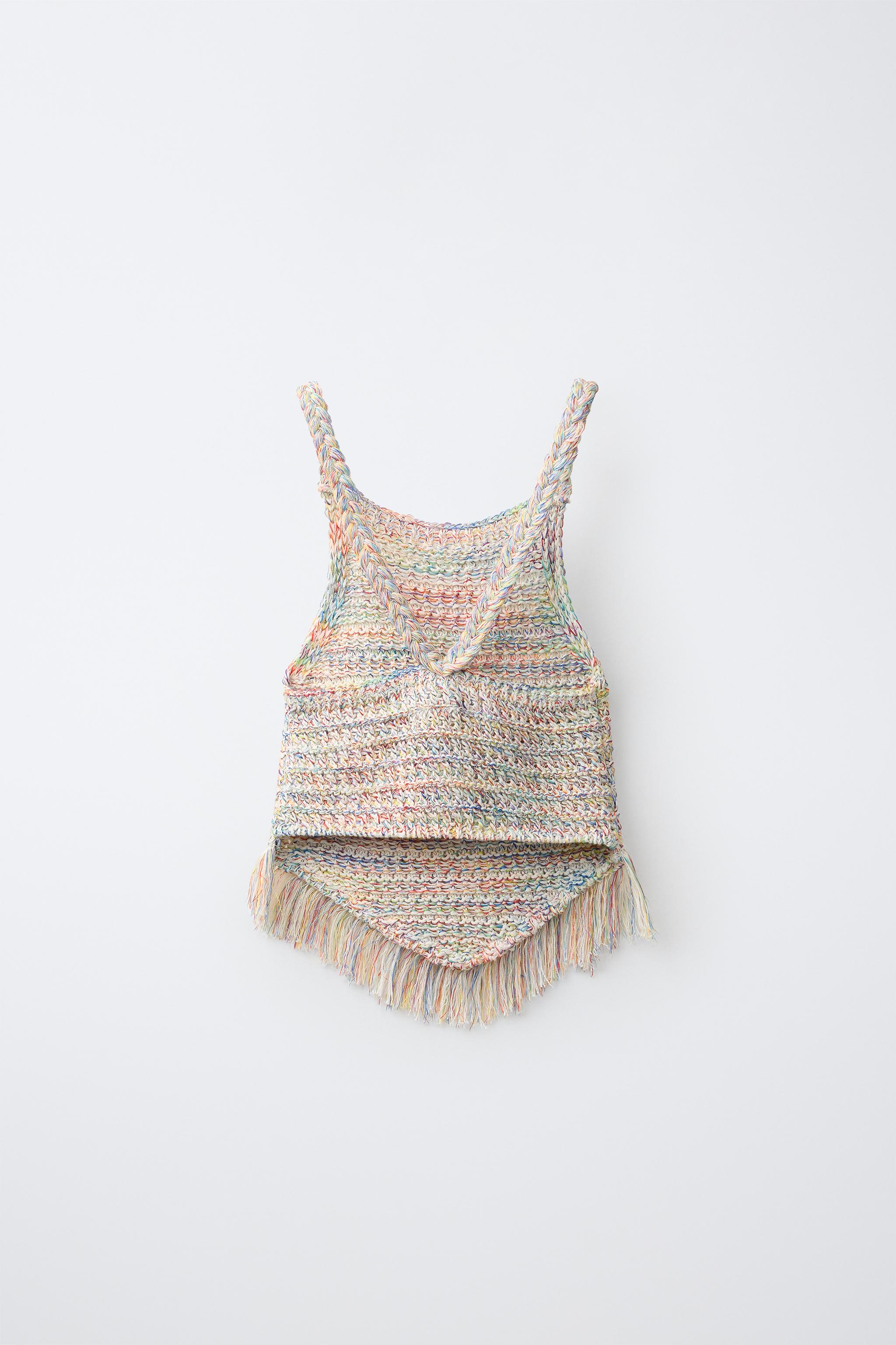 FRINGED KNIT TOP