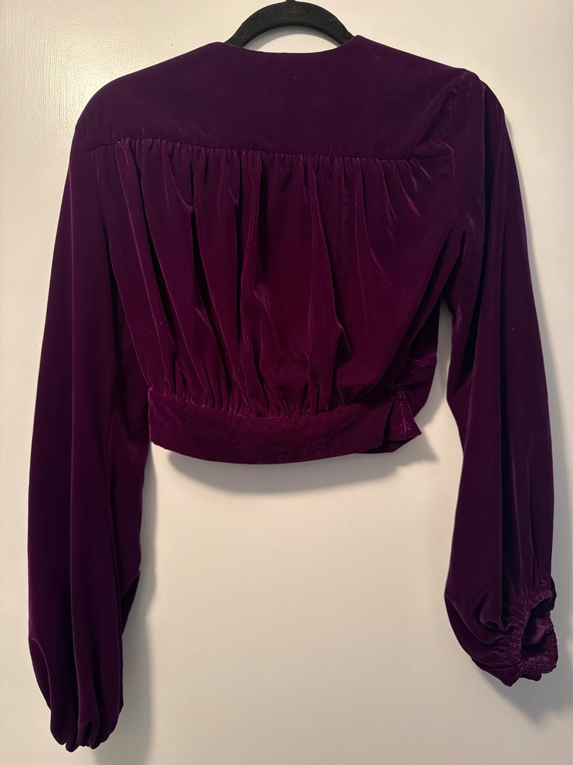 CROPPED VELVET TOP WITH KNOT - Image 3
