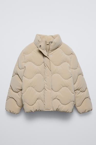 CAZADORA ACOLCHADA ENGOMADA - Camel claro de Zara