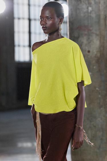 TOP CAPE EN MAILLE UNIE - Citron vert de Zara