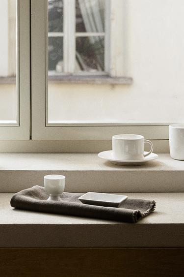 ΣΕΡΒΙΤΣΙΟ ΠΙΑΤΙΚΩΝ ΑΠΟ ΠΗΛΟ - ΕΚΡΟΥ/ΚΙΤΡΙΝΟ του Zara