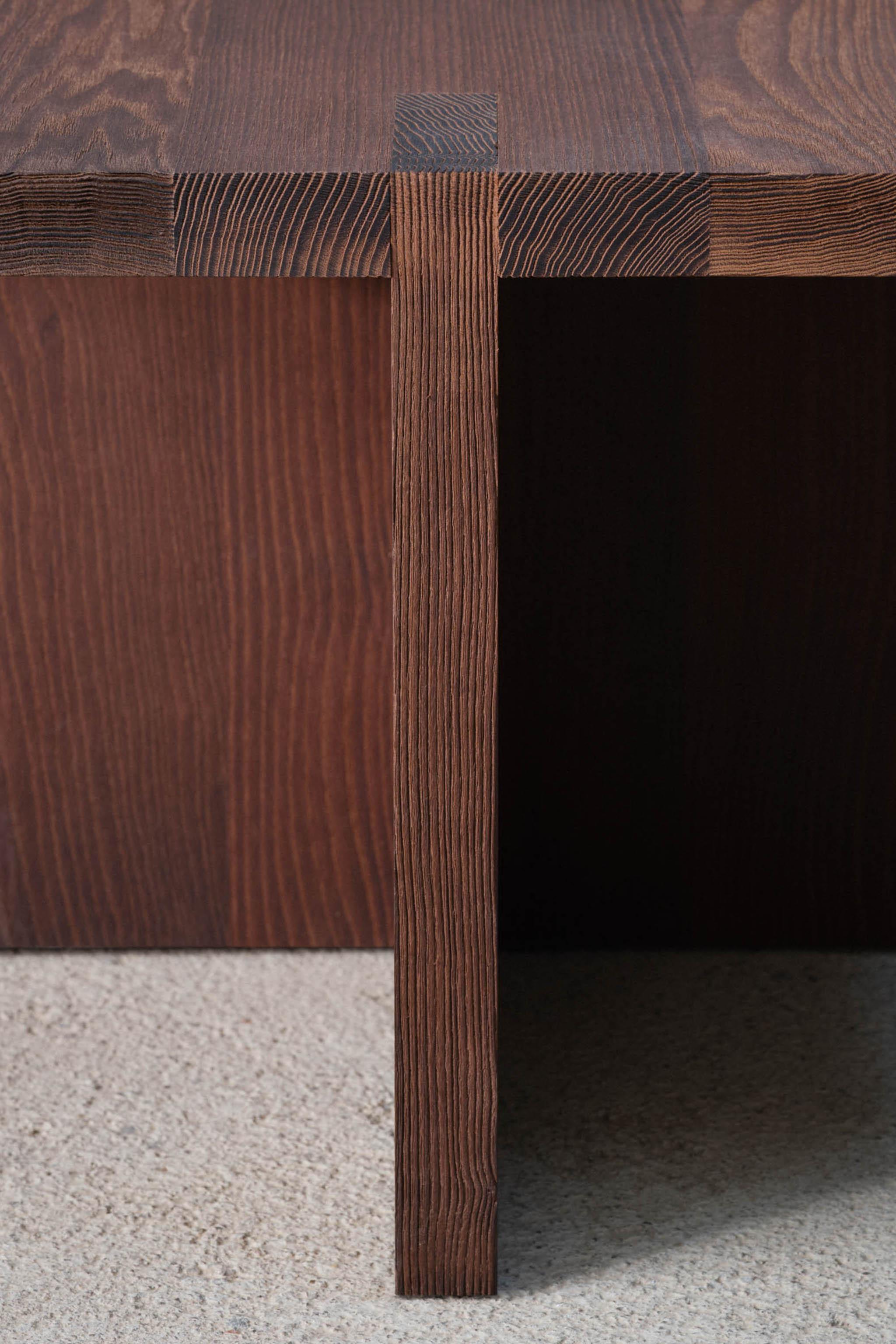 SIDETABLE 01
