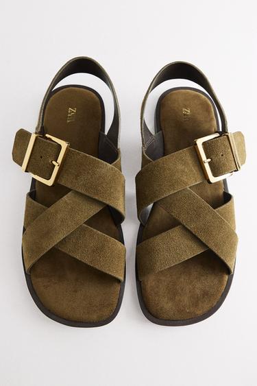 PLOCHÉ SANDÁLY ZE ŠTÍPANÉHO SEMIŠE S PÁSKY - Zelená khaki od Zara