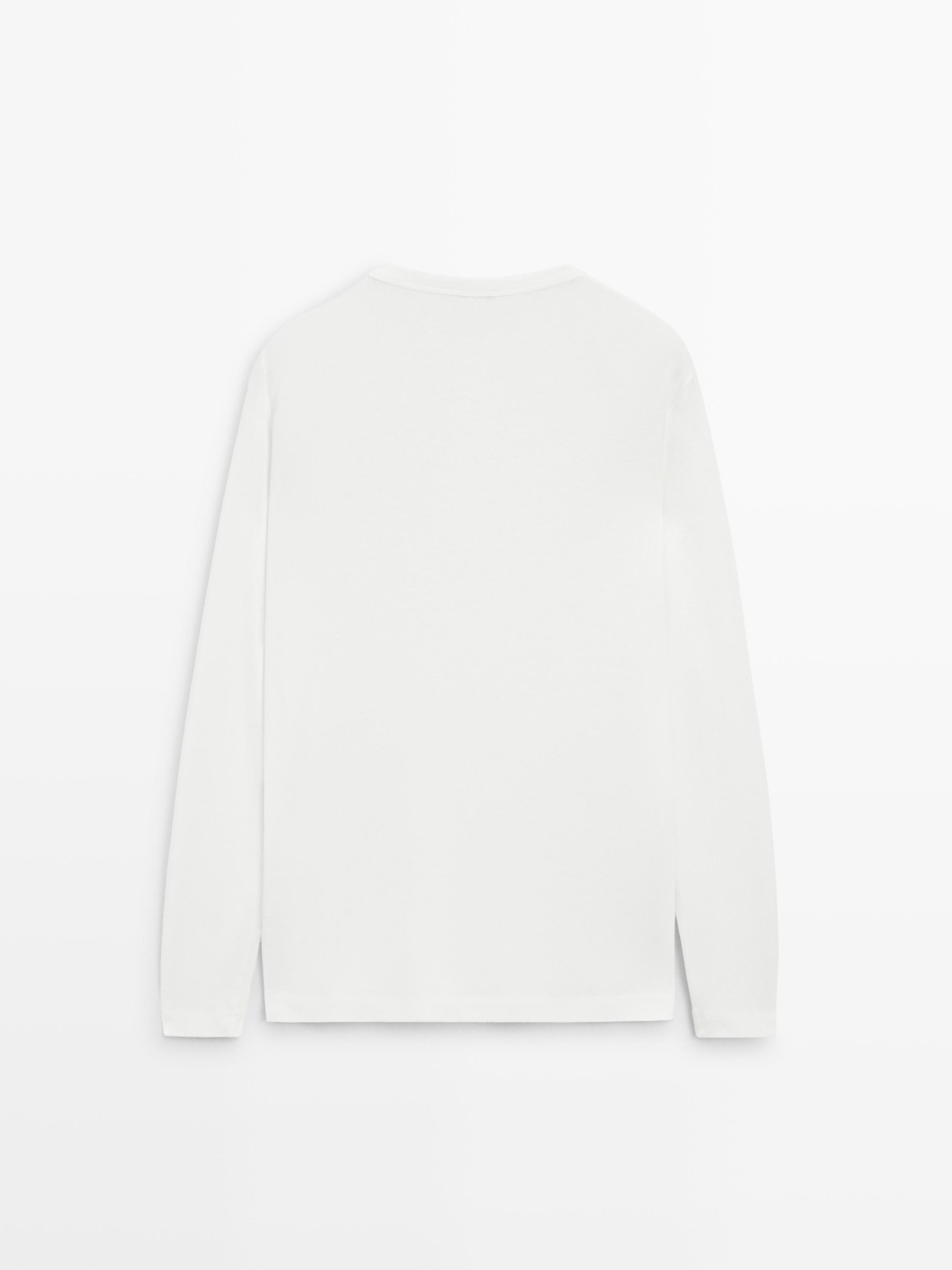 Long sleeve henley neck T-shirt