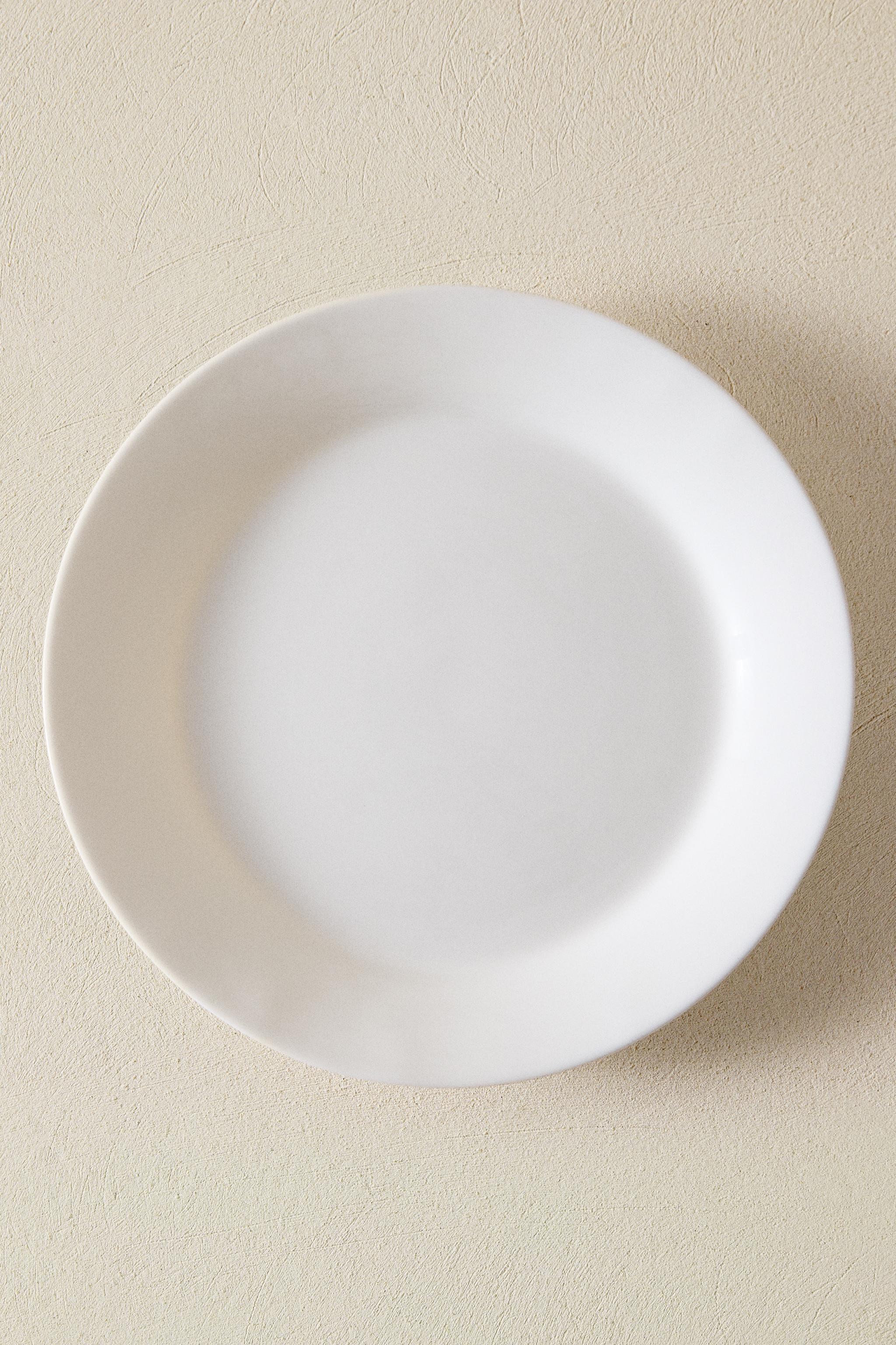 WHITE GLASS DINNER PLATE
