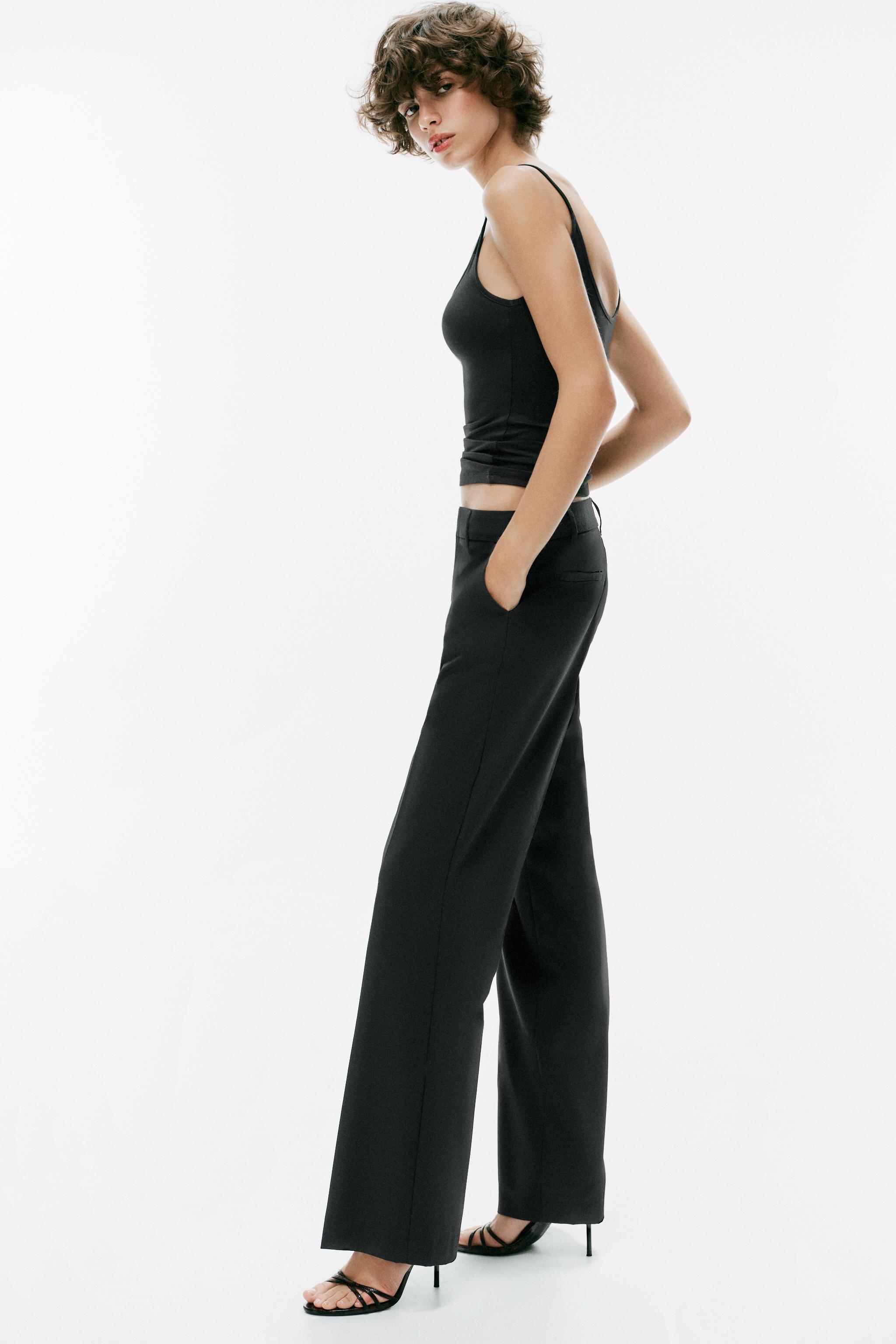LOW-RISE STRAIGHT LEG PANTS — Black