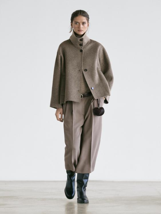 Flowing long wide-leg Bermuda shorts