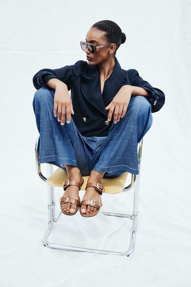 DOUBLE-STRAP BUCKLE FLAT SANDALS - Brown by Zara