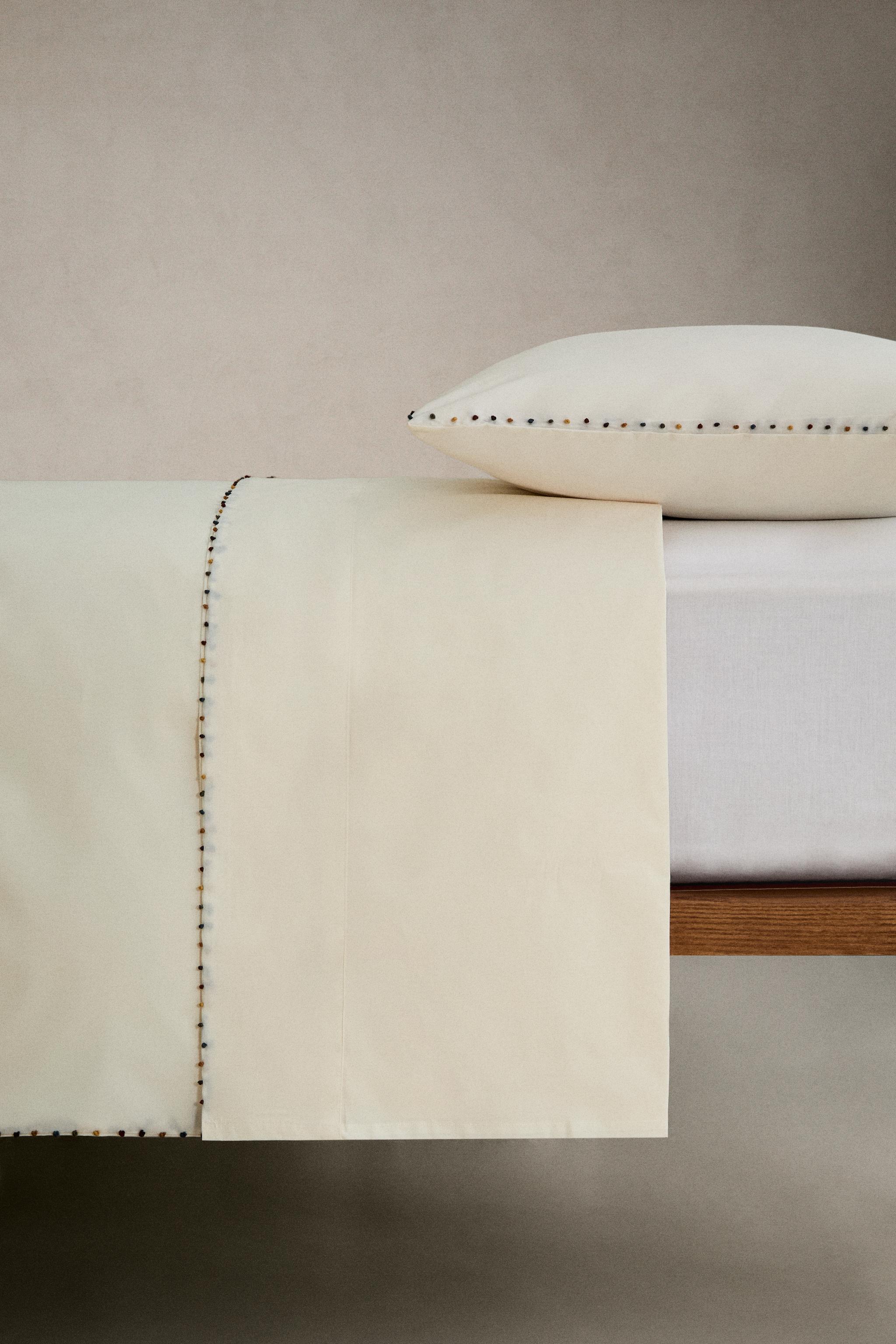 POM-POM COTTON PERCALE DUVET COVER (300 THREAD COUNT)