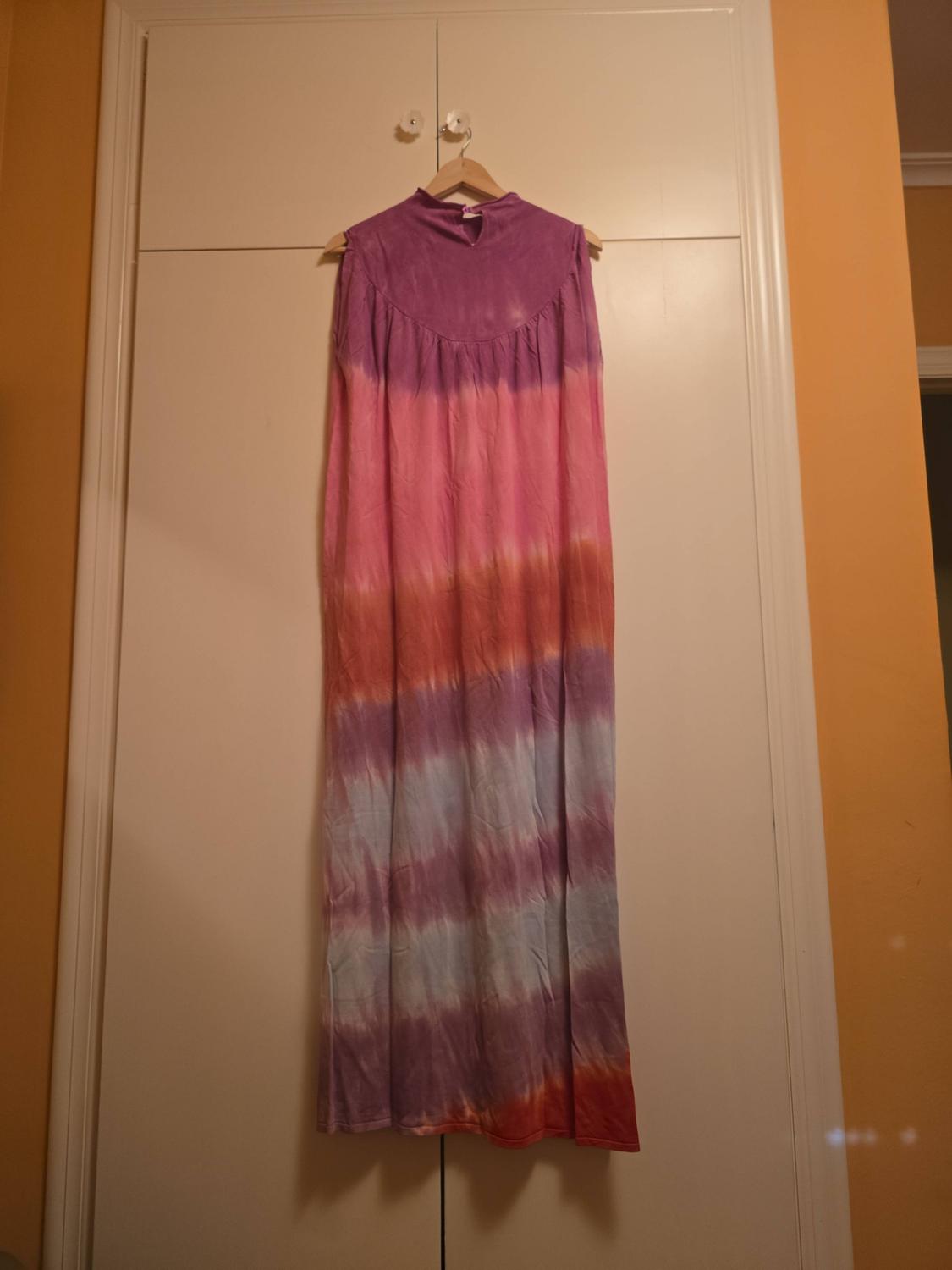 TIE-DYE KNIT DRESS - Image 2