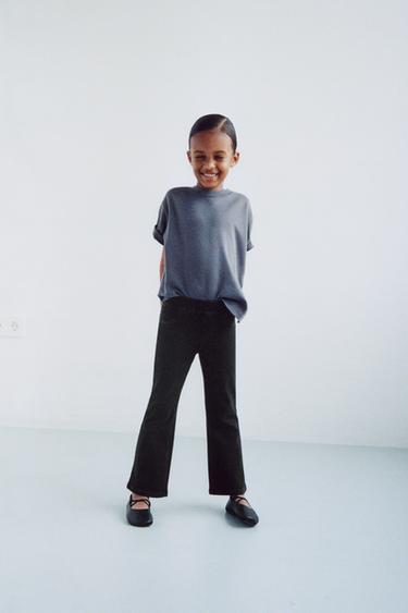 ليجن FLARE بمظهر DENIM - أسود by Zara