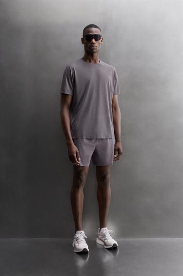 Zara LIGHTWEIGHT RUNNING STRUCTURED T-SHIRT - Dark purple