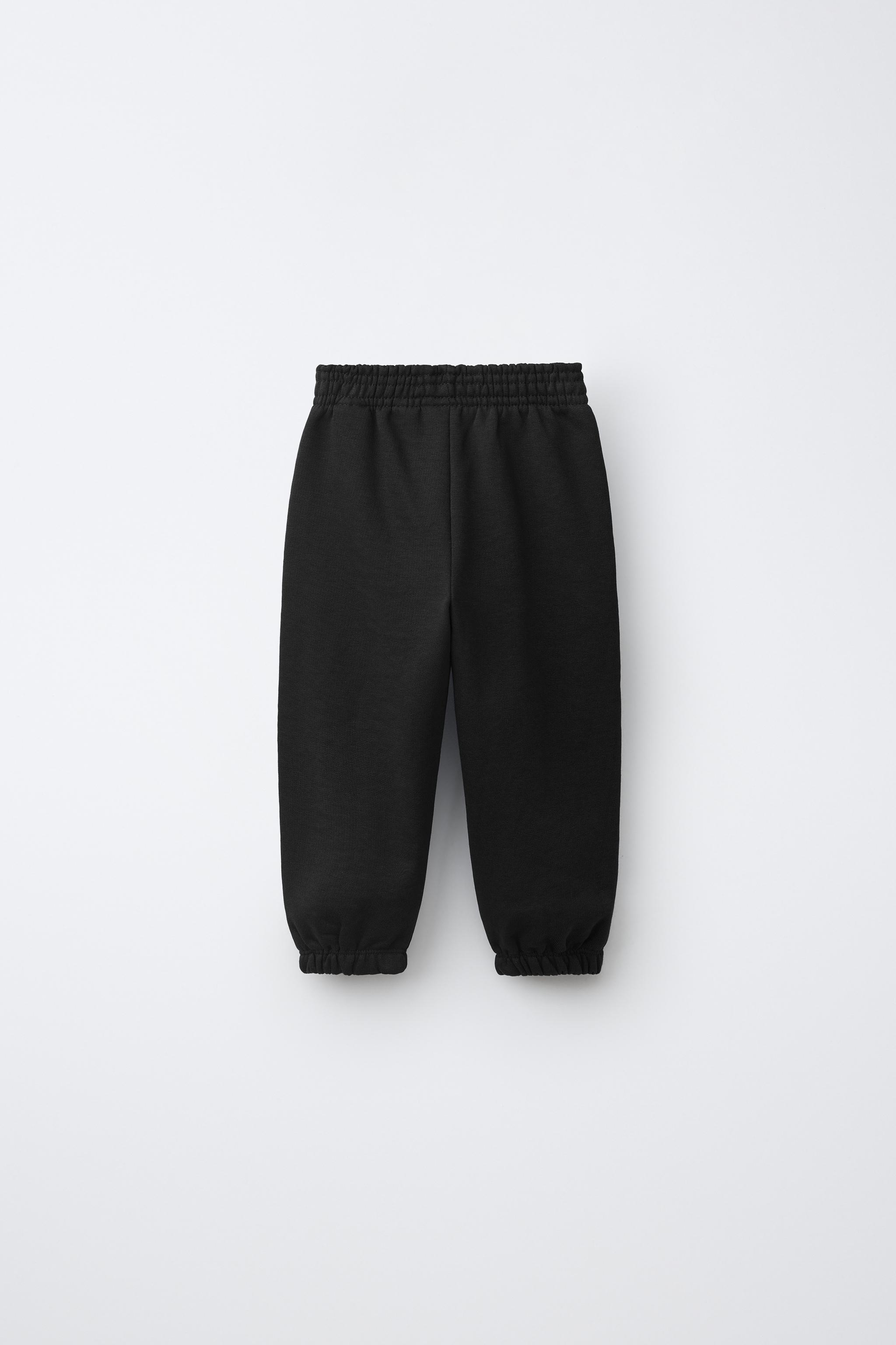 SOLID JOGGING PANTS — Black