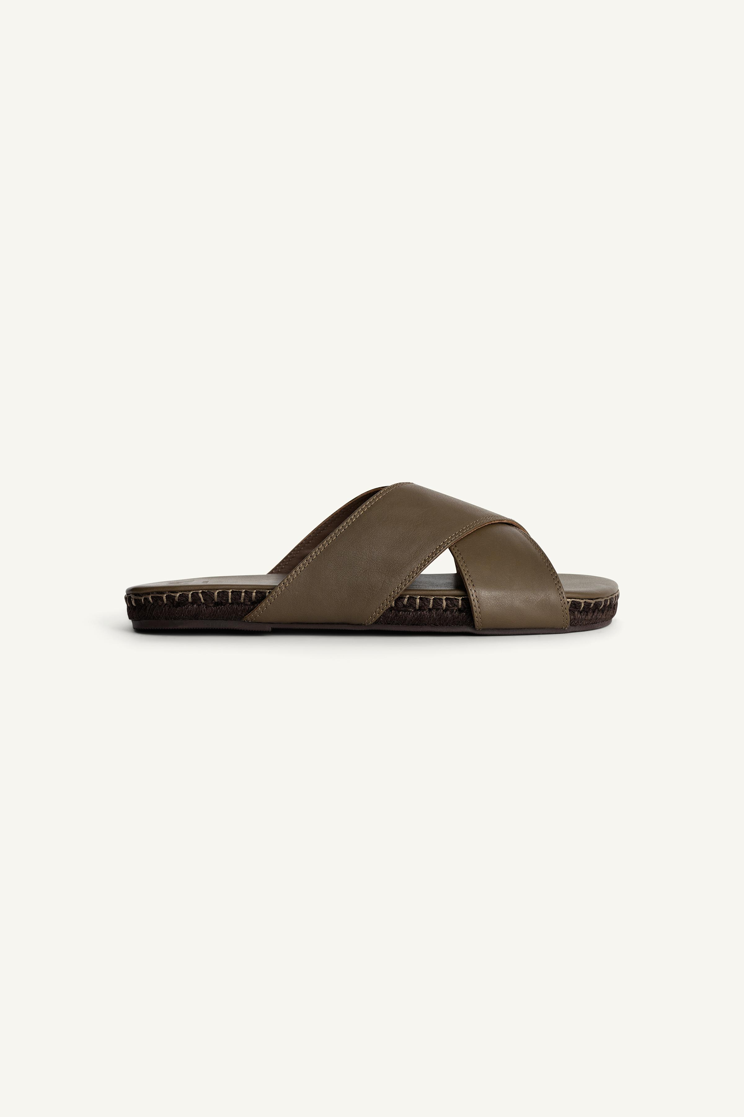 SANDALES CROISÉES EN CUIR
