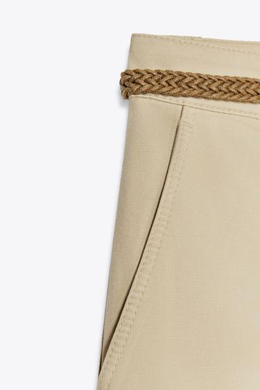 PANTALON CHINO AVEC CEINTURE TRESSÉE - Camel clair de Zara - Image 6