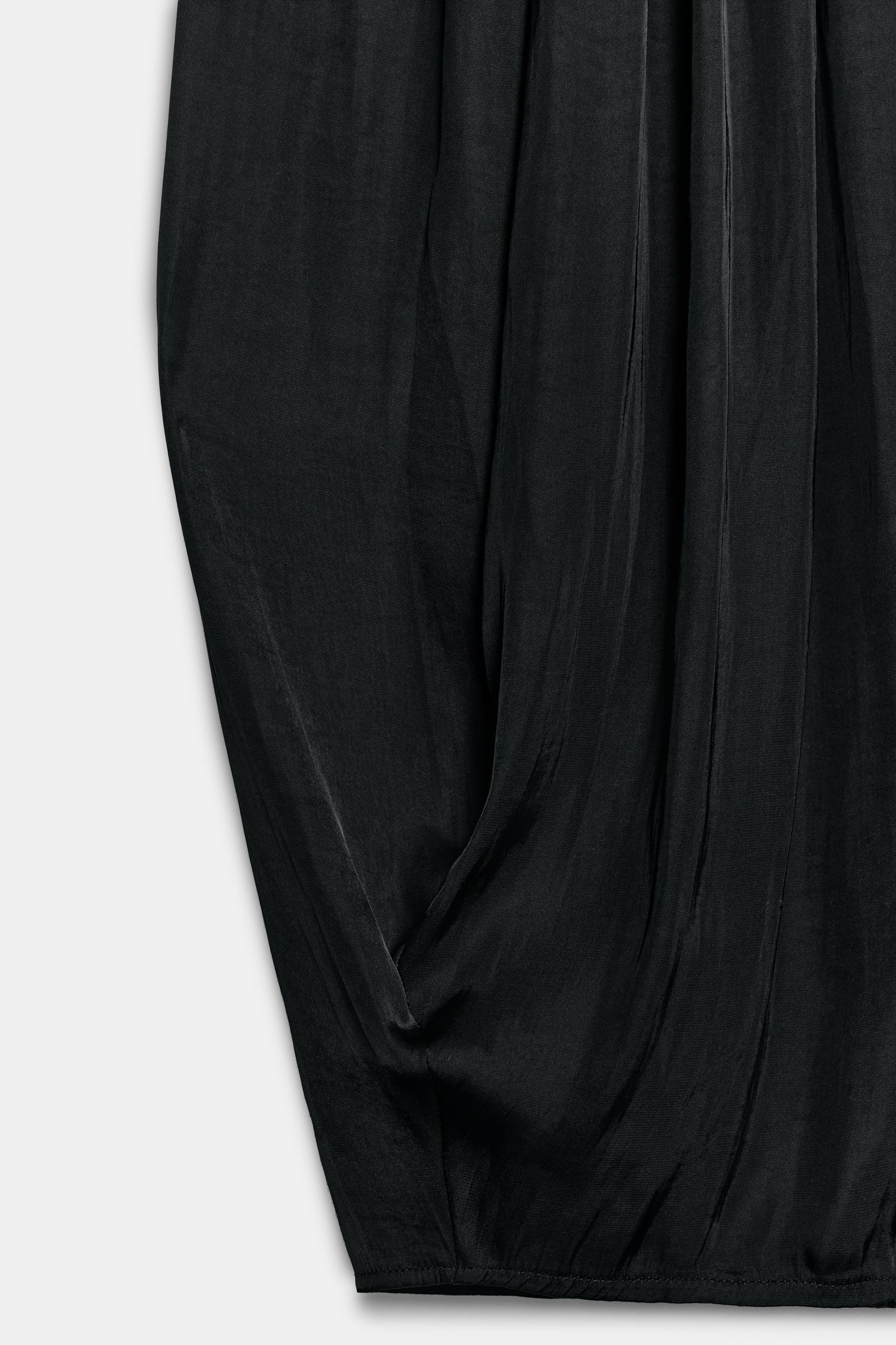 PLEATED BALLOON PANTS