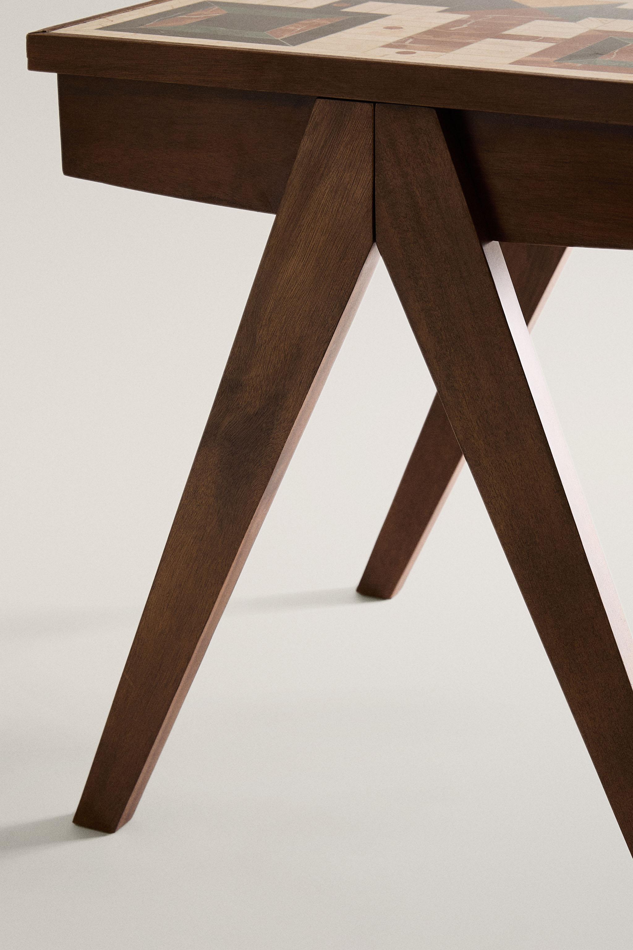 MARBLE PARCHEESI BOARD SIDE TABLE