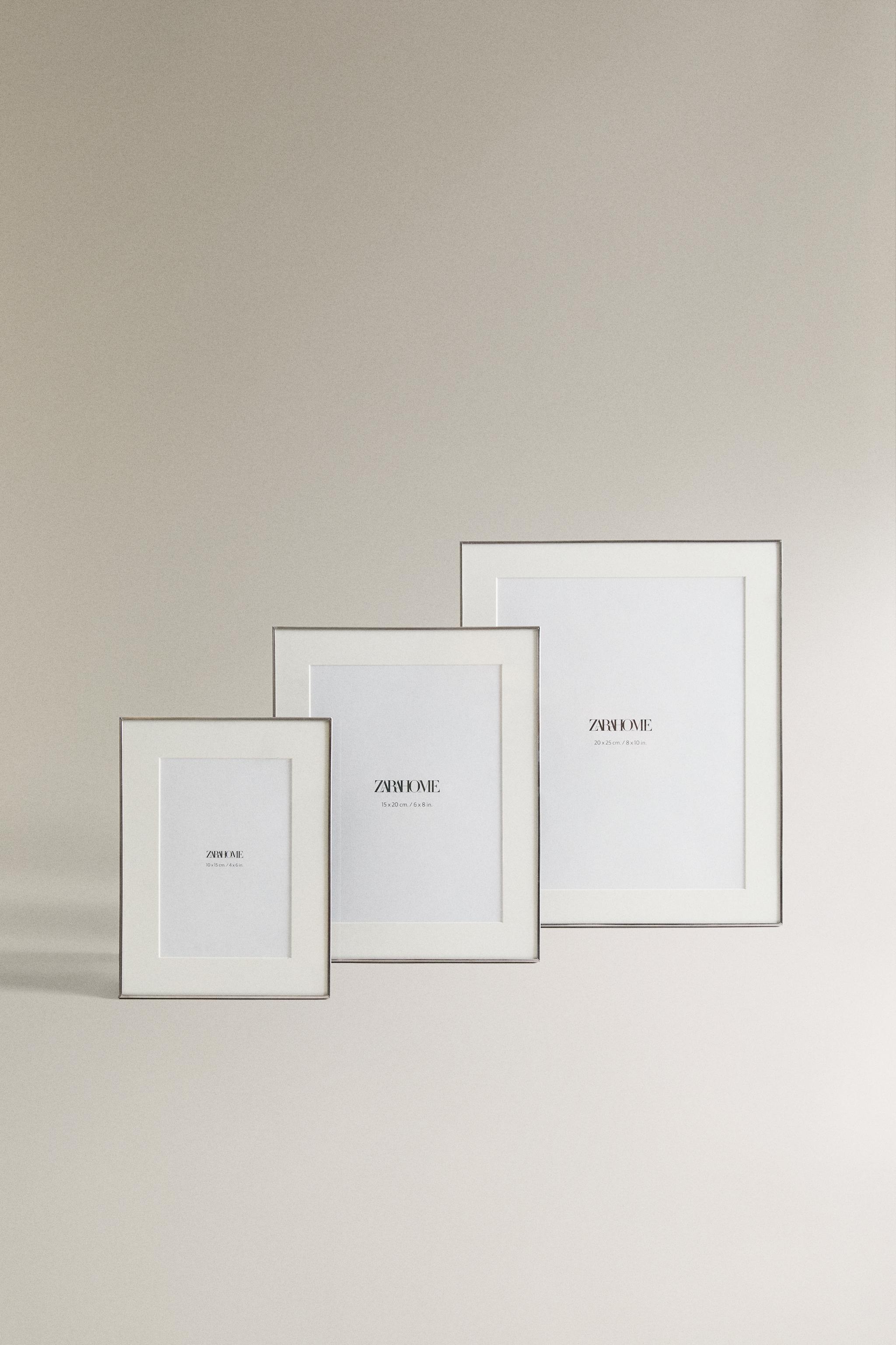 THIN SILVER PICTURE FRAME