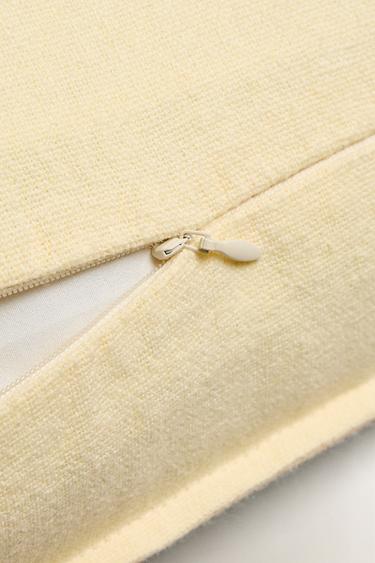TOPSTITCHING CUSHION COVER - Yellow by Zara - Image 4