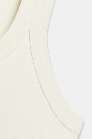 TOP CÔTELÉ RUSTIQUE - Écru de Zara - Image 5