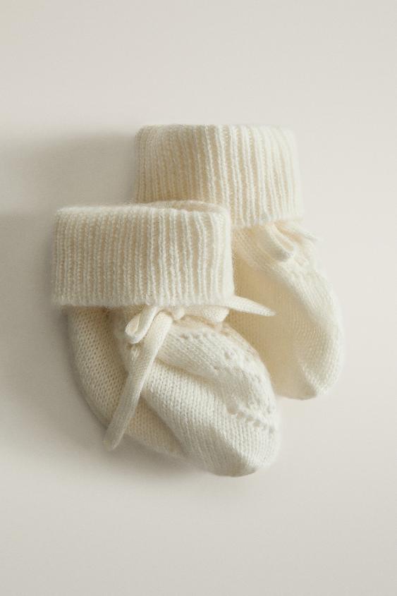 CHAUSSONS BÉBÉ CACHEMIRE - Blanc cassé de Zara - Image 0